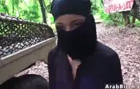 لطيف أحمر الشعر في سن المراهقة في الكعب العالي استمنى مع دسار.