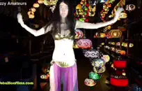 فاتنة كوم لونا وجارتها الجديدة مارس الجنس الخام.