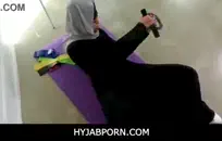 أنا أحب ممارسة العادة السرية ونائب الرئيس على قضيبك.