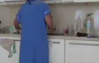 زوجتي أمي وأبي يمارسان الجنس.