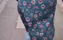 وشم في سن المراهقة تمتص الديك ويبتلع نائب الرئيس.