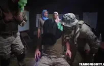 الجبهة الساخنة الملاعين ديك كبيرة ويحصل على الوجه من الديك الأسود الكبير.