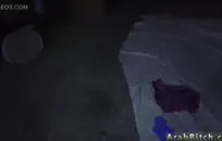 يأخذ المراهق القانوني بالكاد عبئًا كبيرًا على وجهه قبل الفصل.