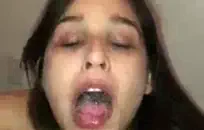 أخي وأنا لدينا اللعنة في وقت متأخر من الليل ، لقد حصل على حمولة ضخمة.